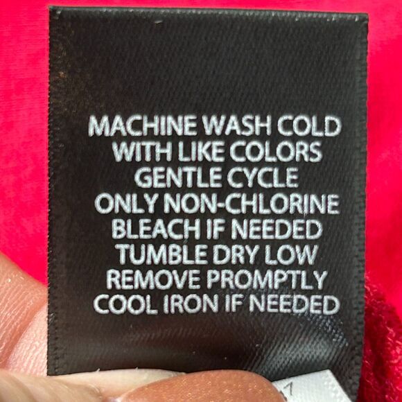 Torrid Off Shoulder Lightweight Embroidered Lace Top Red Women's Plus Size 3X - Picture 9 of 9